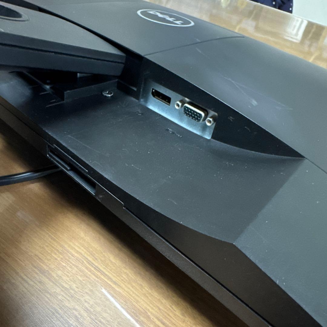 DELL ディスプレイ本体