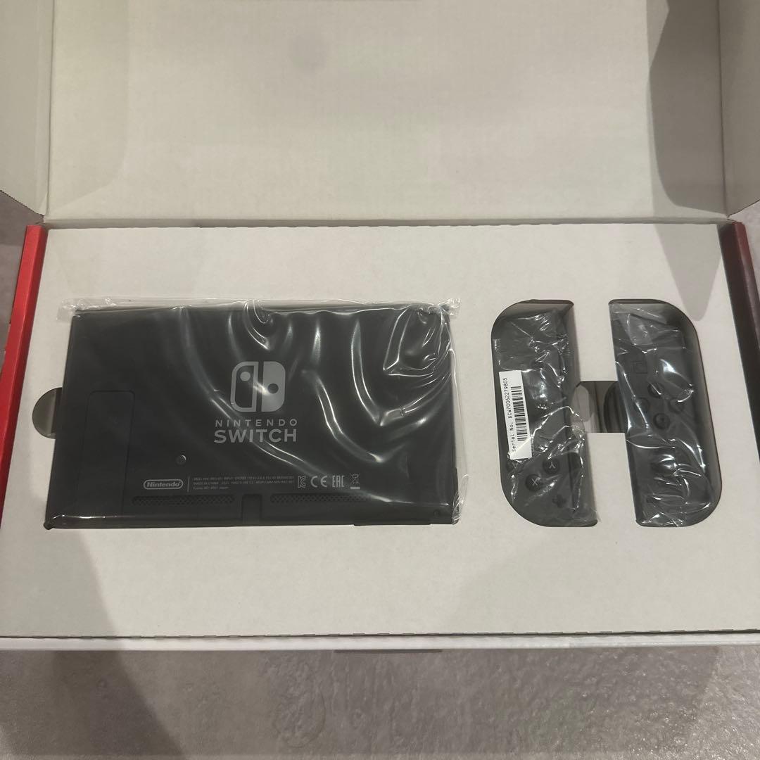 Nintendo Switch 本体 ブラック Joy-Con付属