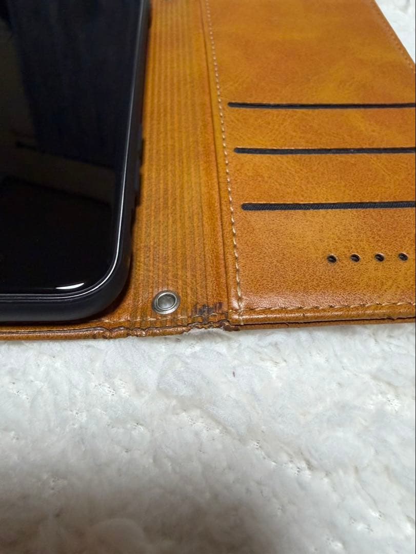 【美品】iPhone SE 第3世代 スターライト 128GB SIMフリー