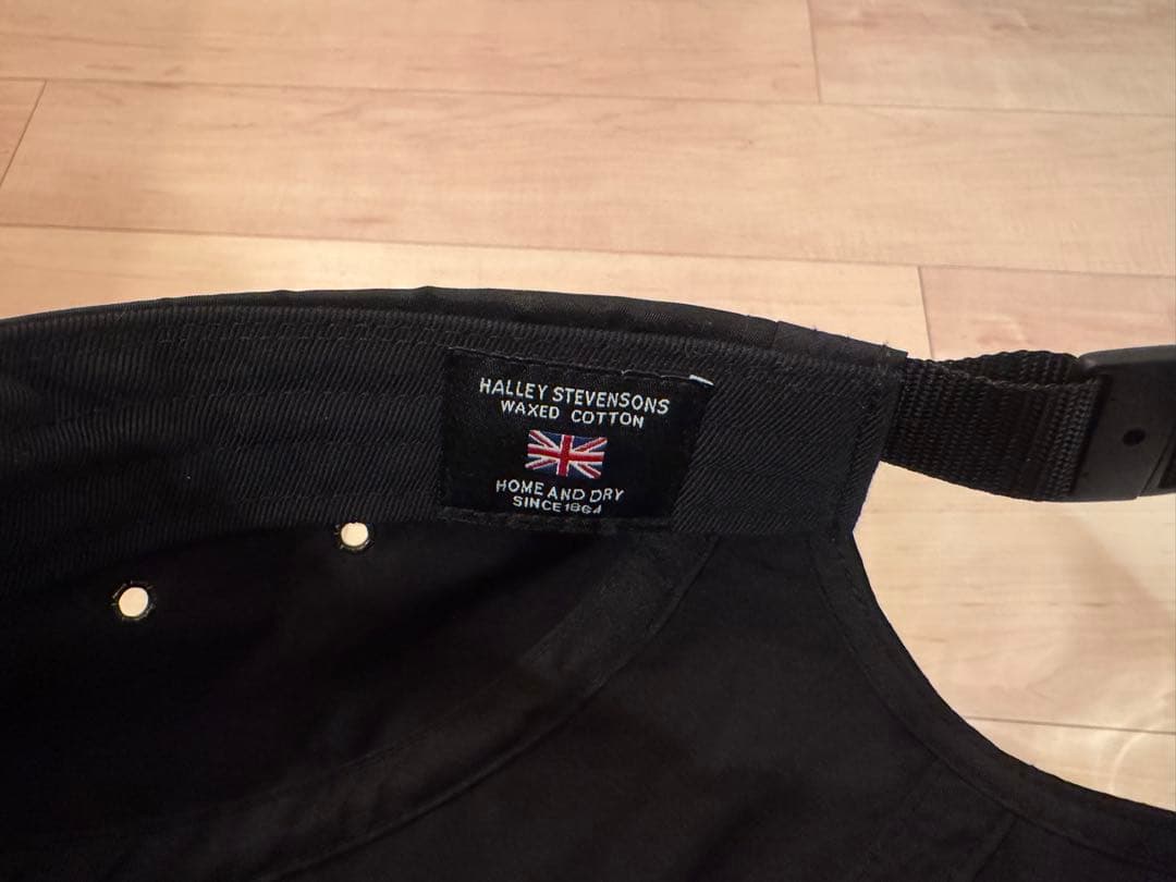 Supreme 黒 キャップ　- Waxed Ripstop Camp Cap