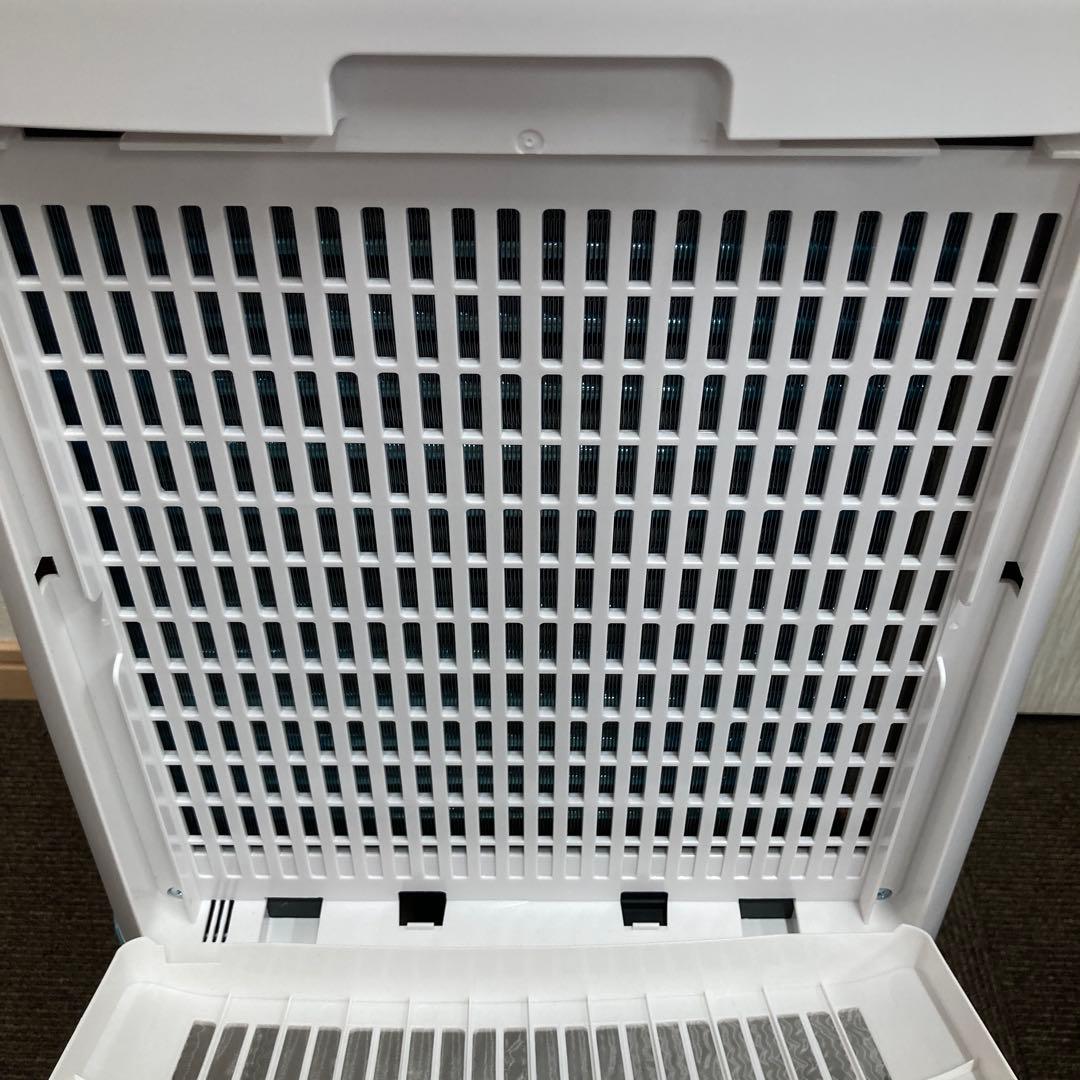 SHARP衣類乾燥除湿機（ホワイト）CV-S180-W 2023年製