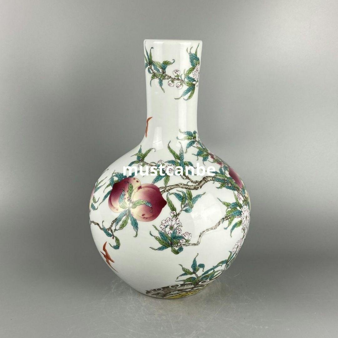 清乾隆粉彩寿桃天球瓶 景徳鎮 陶磁器 装飾品 現代工芸品 美術品 置物