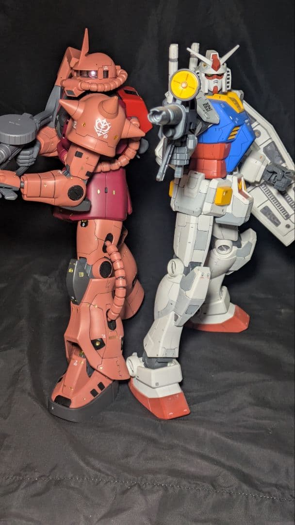 メガサイズ ガンダム ザク 塗装済 シャア専用 ガンプラ ザクⅡ rx-78-2