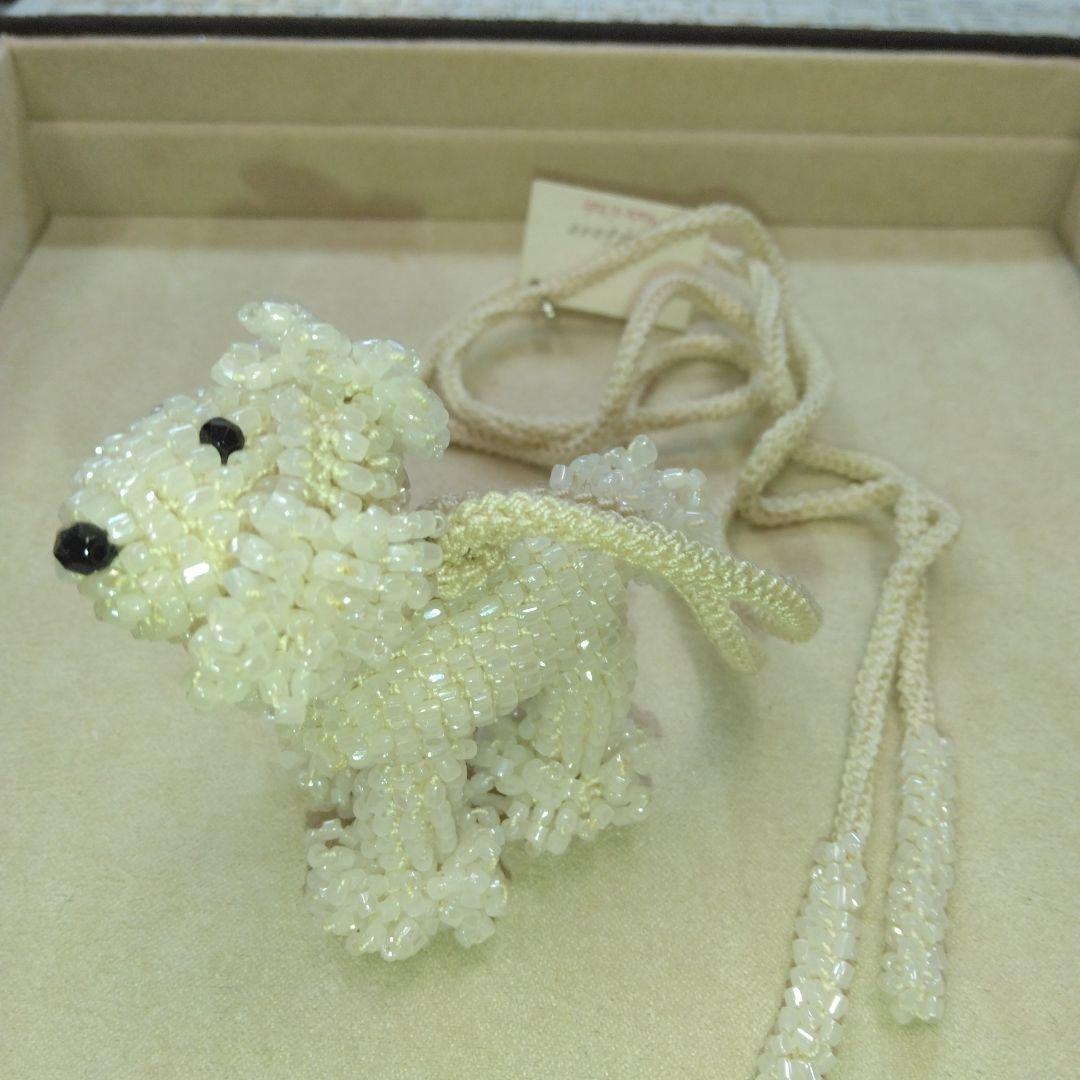 作家作品ビーズネックレス白プードル