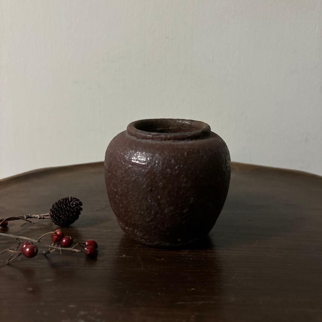 古備前小壷　江戸中期頃　お歯黒壺　古越前　常滑　花器　花入　古美術　骨董　李朝