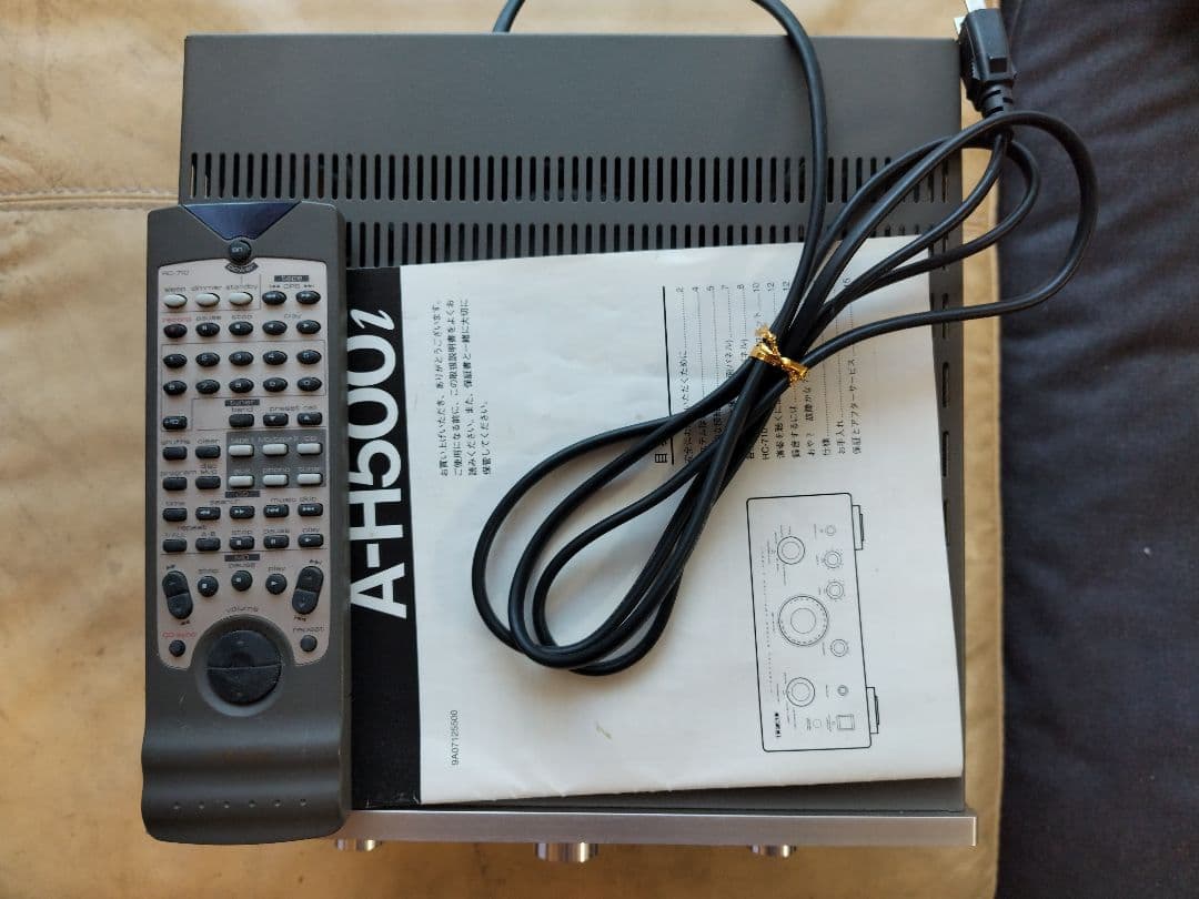 TEAC AH-500 プリメインアンプ