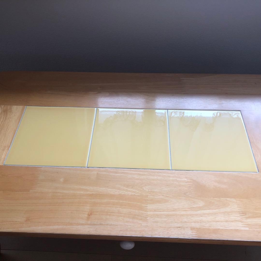 北欧調ローテーブル