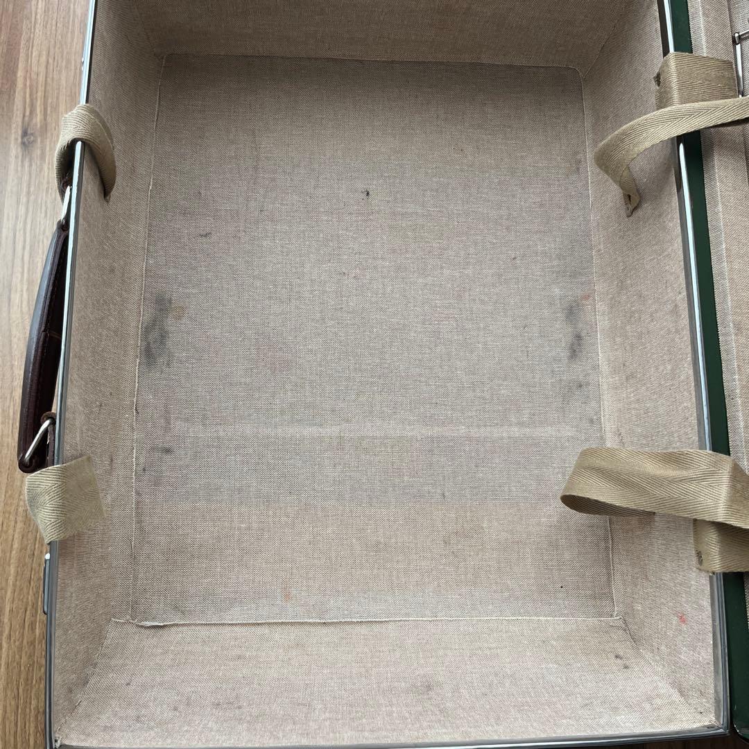 グローブトロッター　スーツケース