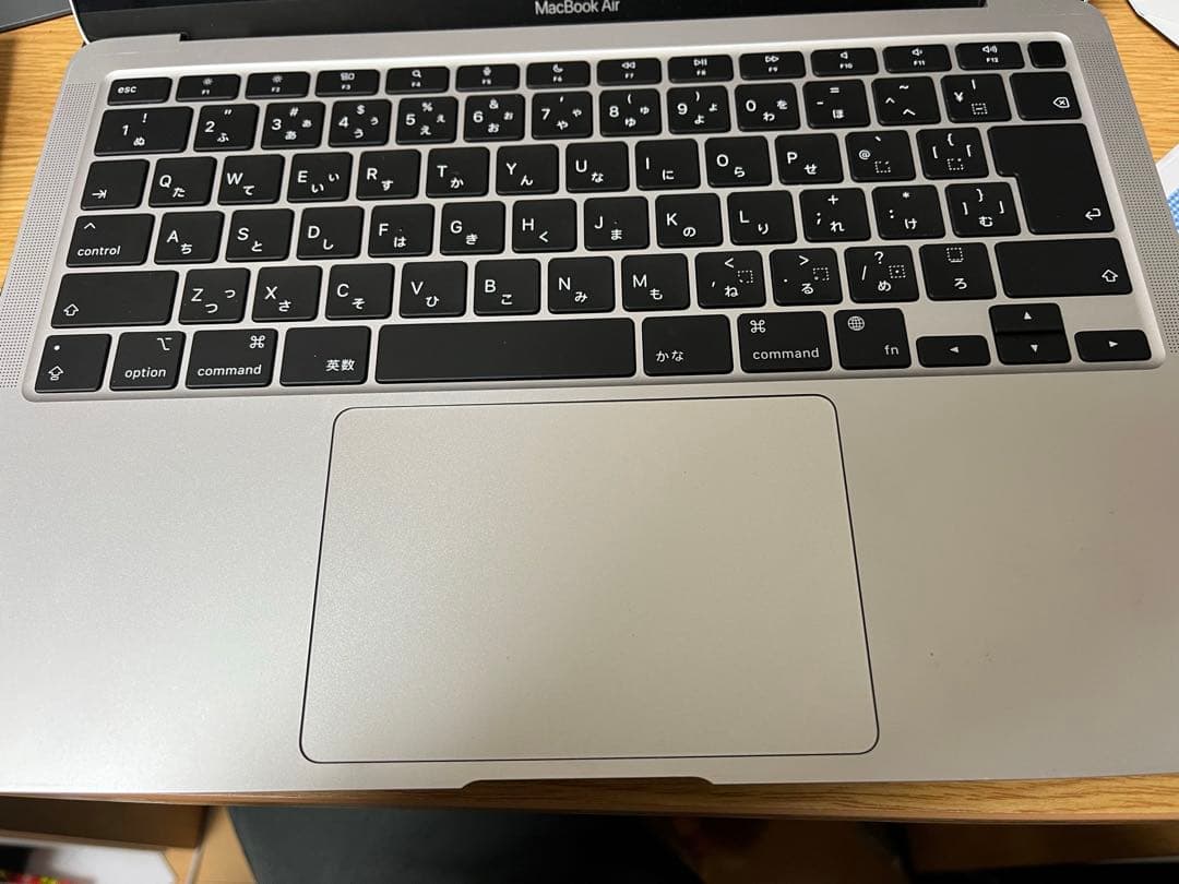 【美品】MacBook Air (M1, 2020) ，8GB，256GB