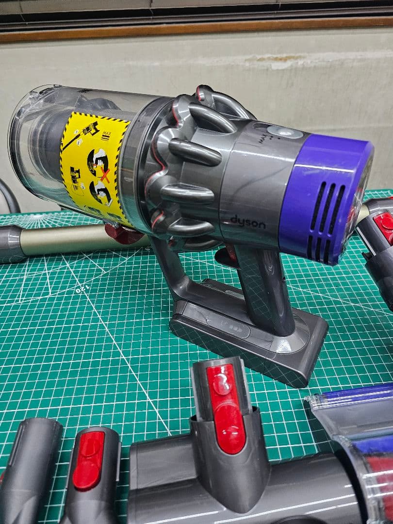 ダイソン　V10 SV12 弱モード　54分稼働　分解清掃済み