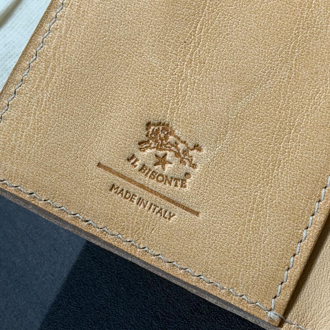 【新品未使用】イルビゾンテ 二つ折り がま口 財布 ヌメ ナチュラル