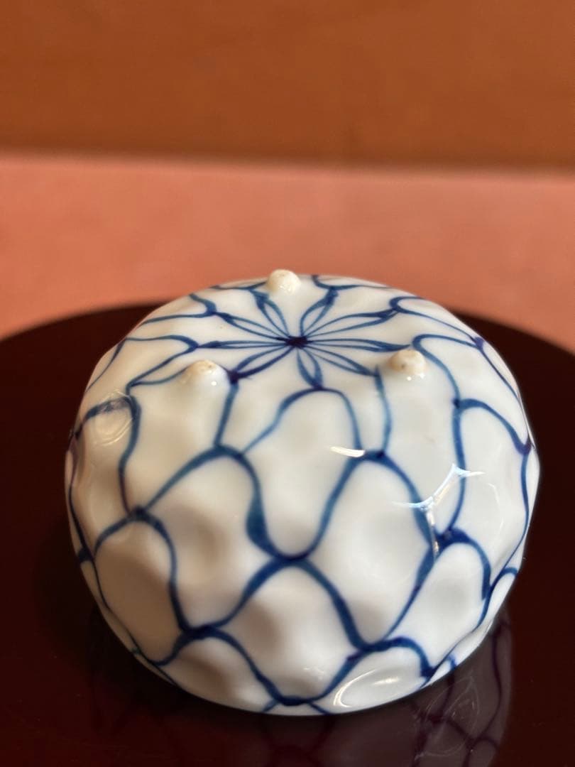 ちゅいくん専用古伊万里染付網代文三ツ足ぐい呑五客揃　上手作品　二点無キズ