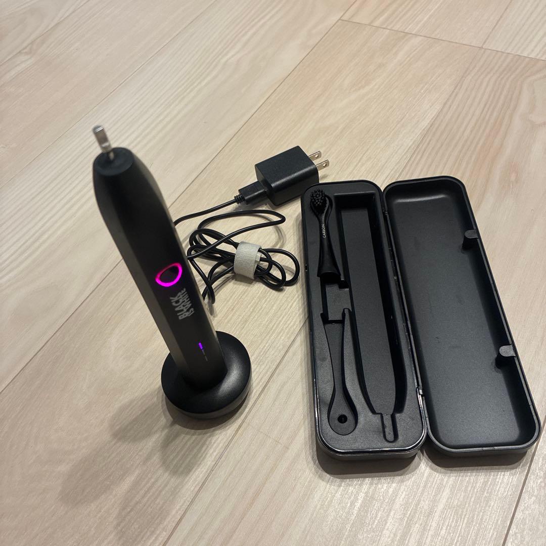 CURAPROX BLACK IS WHITE 電動歯ブラシ