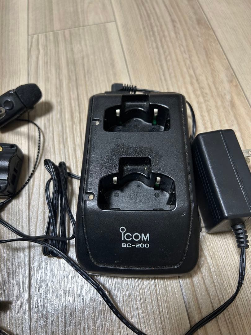 ICOM トランシーバー インカム 2個 充電器 セット