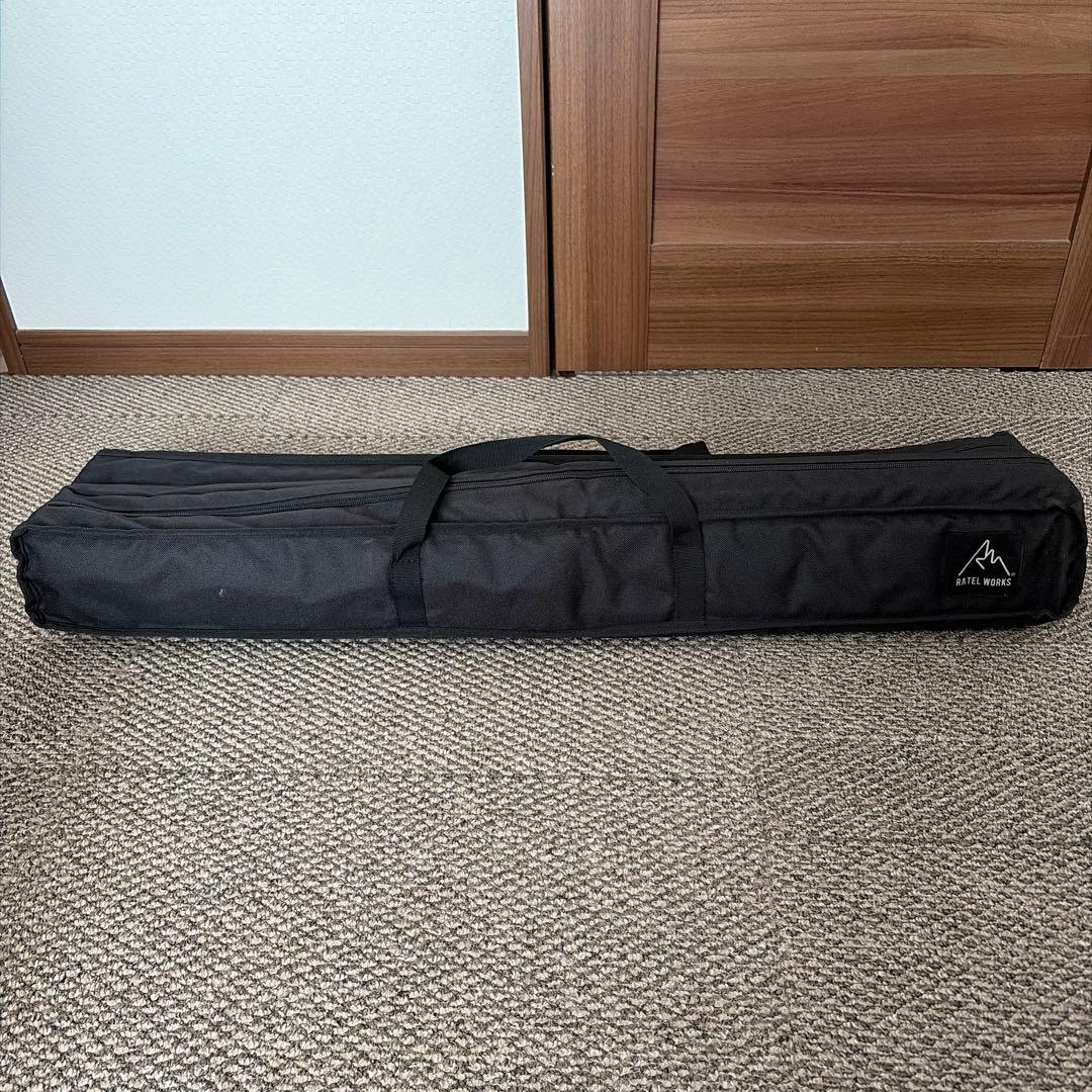 ラーテルワークス　ウッドパネルテーブル