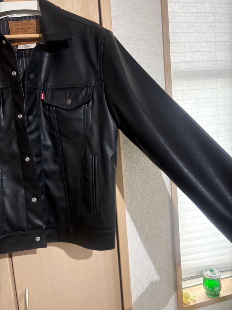 リーバイス　レザートラッカージャケット