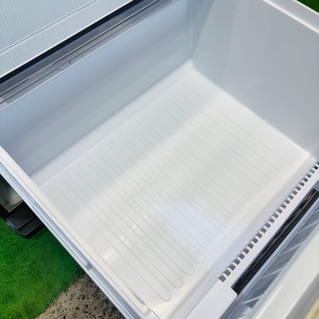 冷蔵庫 551L 大容量 おしゃれガラス面 人気 SHARP【地域限定配送無料】