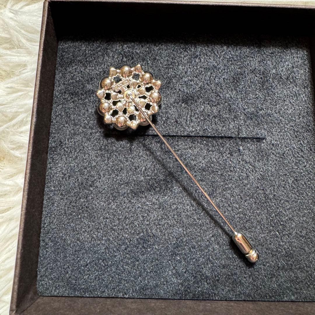 むん様未使用級 フォクシー ピンブローチ パール ラインストーン 卒業式 入学式