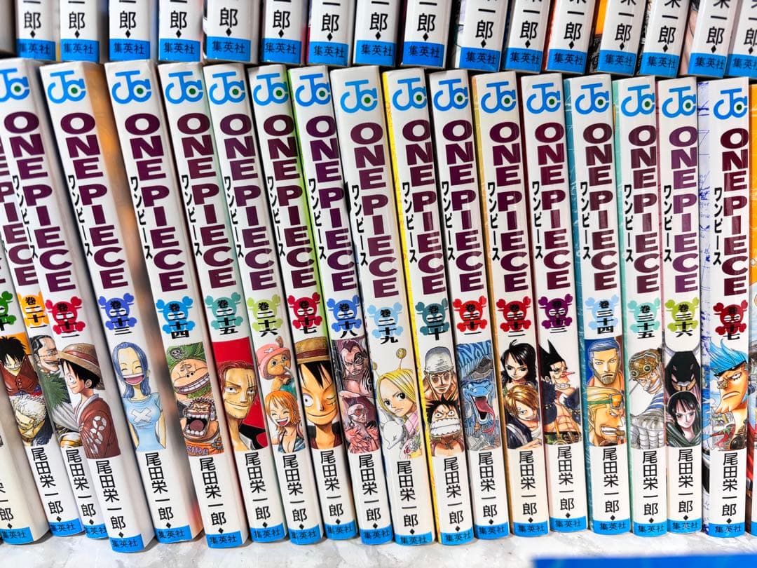 ワンピース　1〜111巻　コミック　本　漫画　マンガ　尾田栄一郎