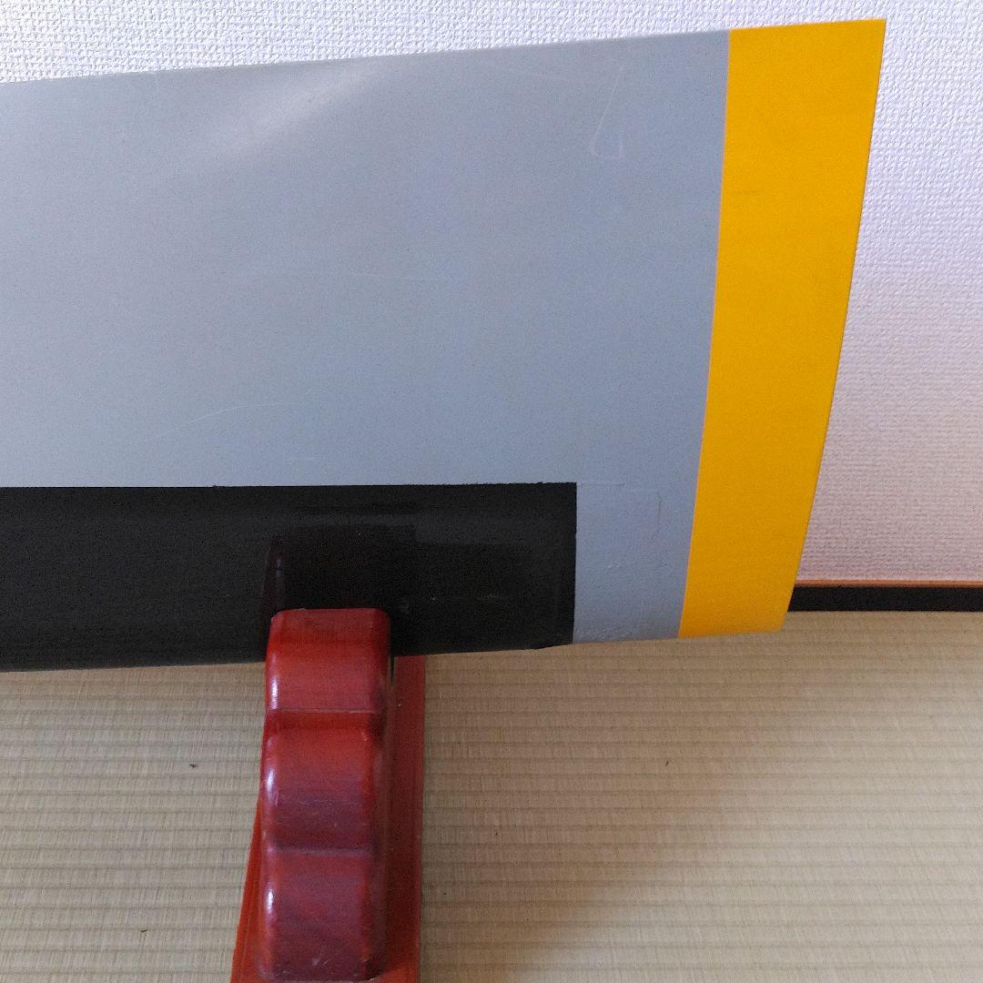 YS11実物カットプロペラ陳列台付