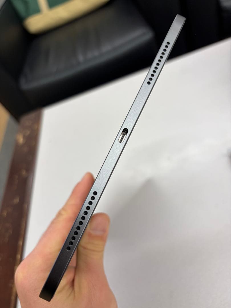 iPad Air 第5世代 純正キーボードPencil 7万売り切り！　５日まで