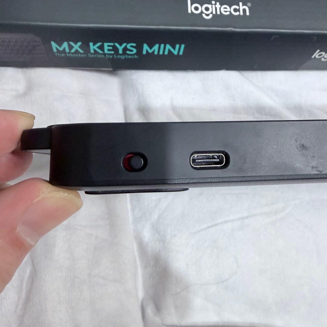 Logitech MX KEYS MINI ワイヤレスキーボード