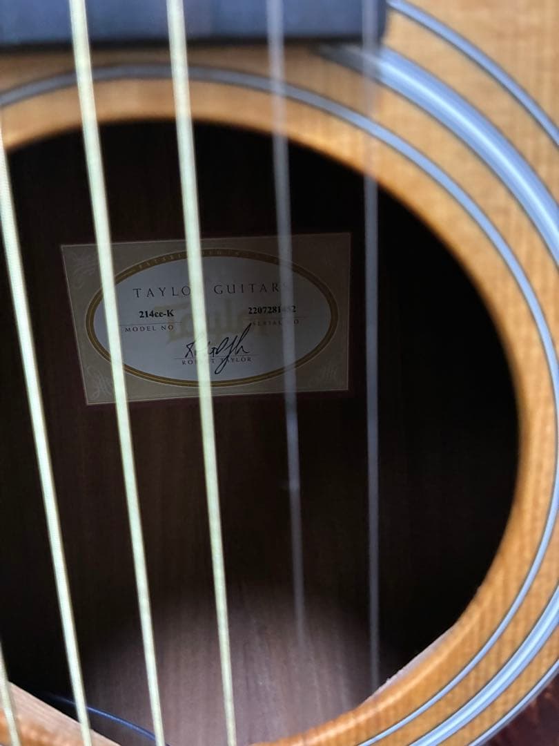 taylor 214ce-K ティラ