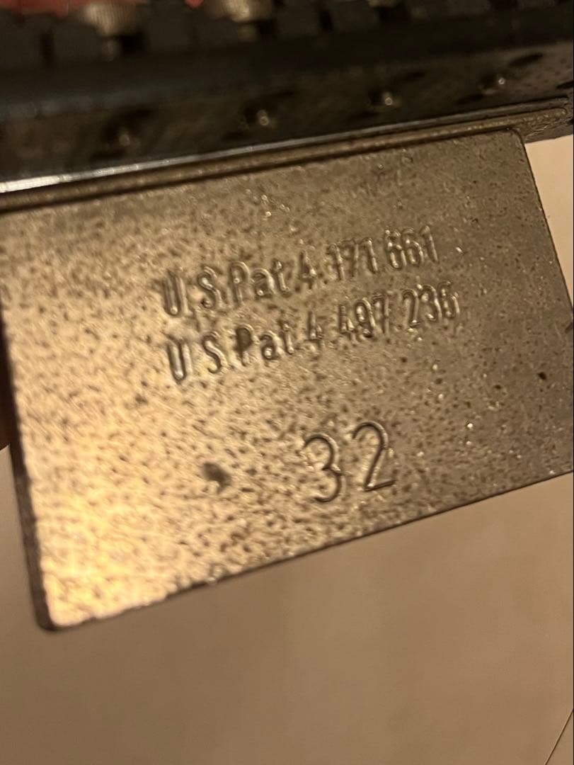 【ジャンク】KRAMERバナナヘッドギター ドイツ製オリジナルフロイドローズ