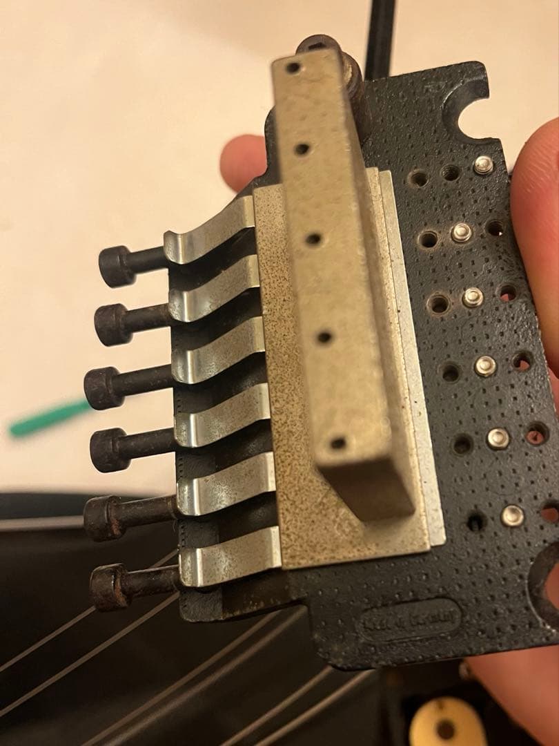 【ジャンク】KRAMERバナナヘッドギター ドイツ製オリジナルフロイドローズ