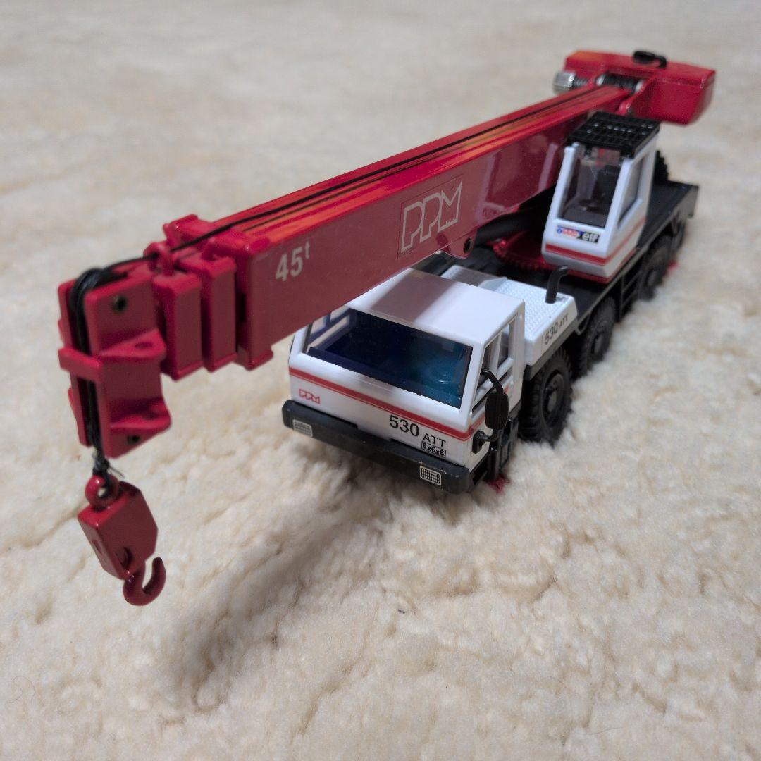 【値下げ】530 ATT 赤いクレーン付きミニカー