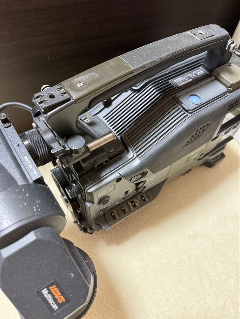 ビデオカメラ SONY HDW-730s