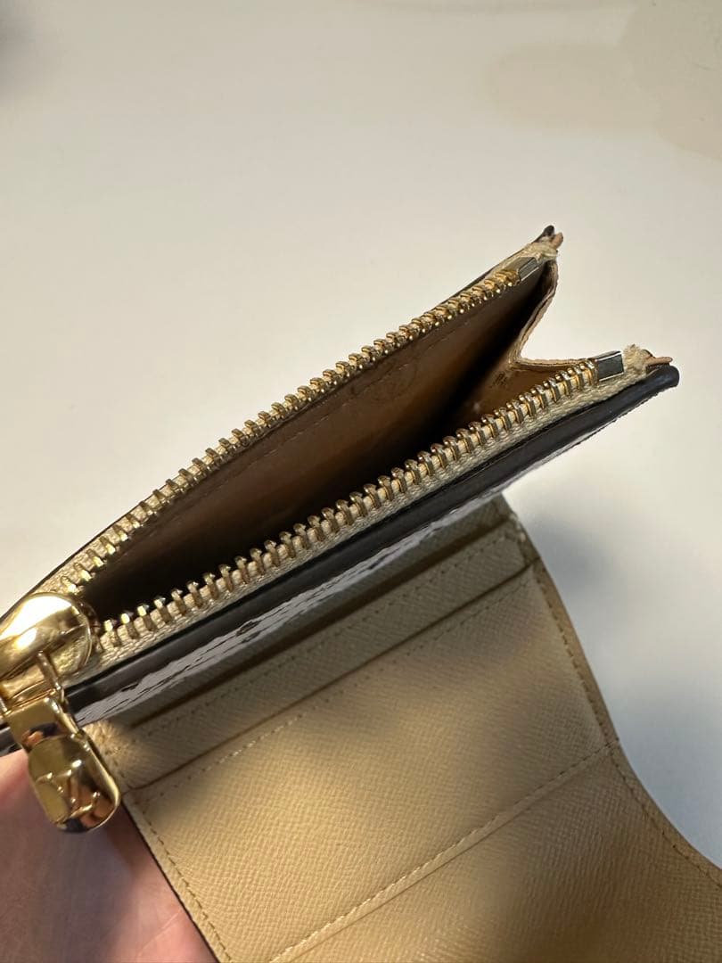 ルイヴィトン　三つ折り財布 ポルトフォイユ・ゾエ ジャイアント・モノグラム