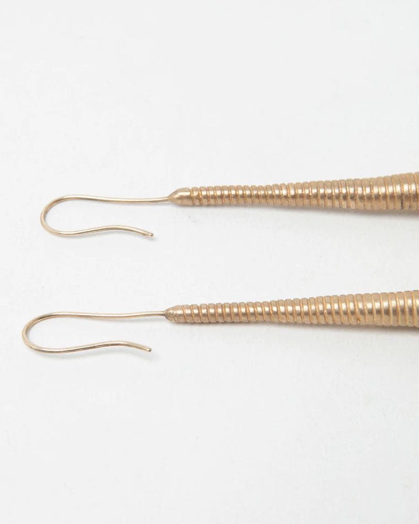 【momo】8UEDE SPECTRUM HOLE PIERCE ピアス