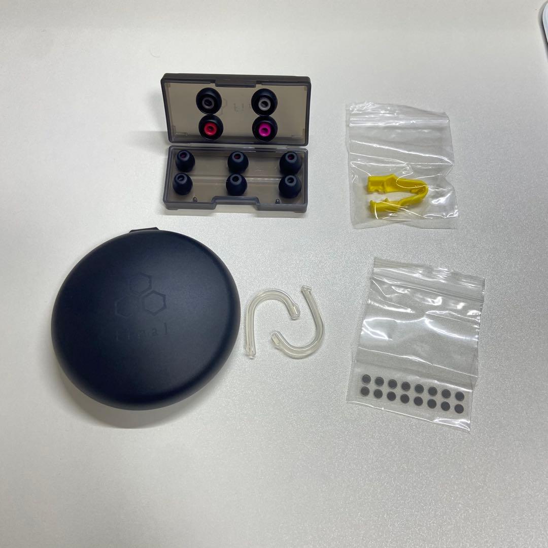 イヤホン final A8000