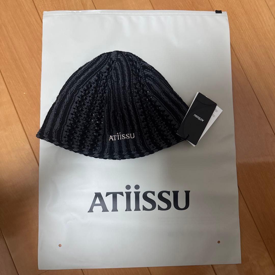 atiissu ビーニー　twiceモモ私物着用　ショッパー付き