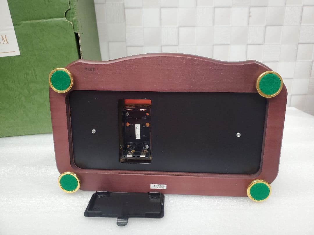 未使用電波 SEIKO EMBLEM ブラウン置時計