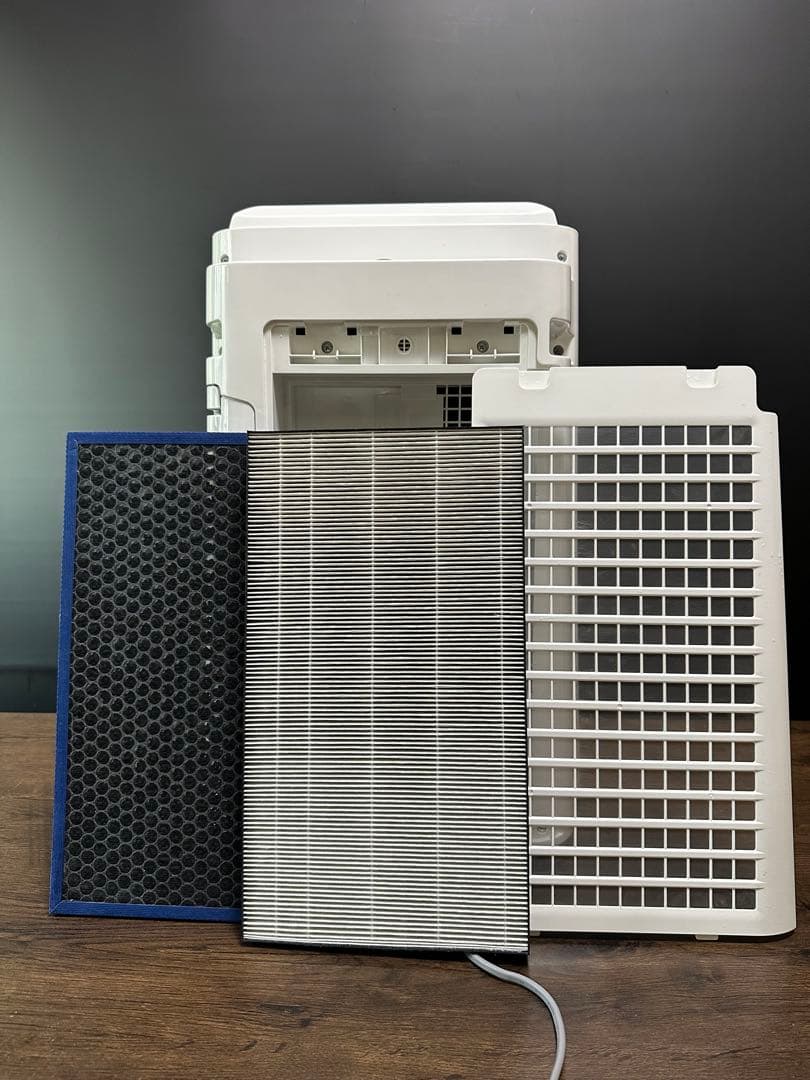 たむたろう SHARP 空気清浄機 KC-P50-W プラズマクラスター