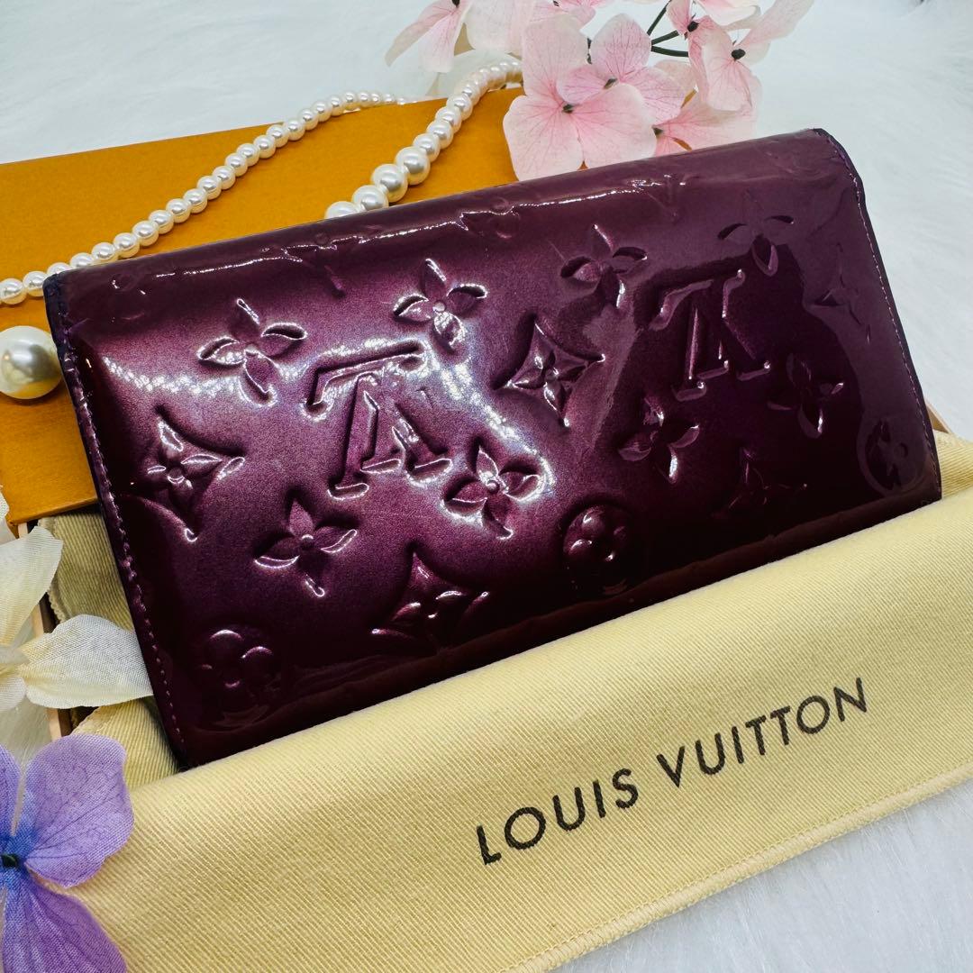 ルイヴィトン ポルトフォイユ・サラ モノグラム ヴェルニ 長財布 アマラント