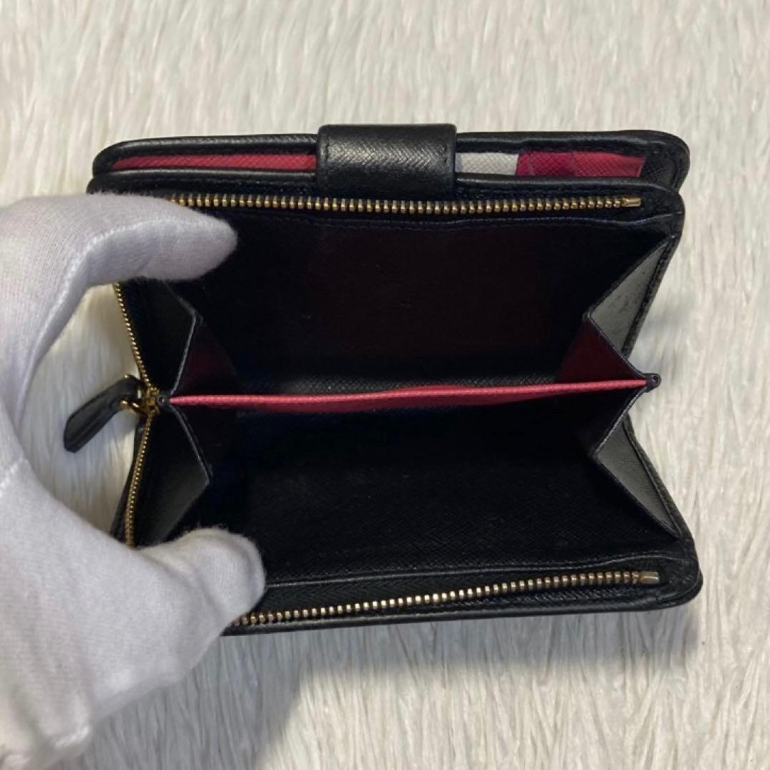 最終価格　定番　早い者勝ち　PRADA プラダ　バイカラー　二つ折り　黒 財布