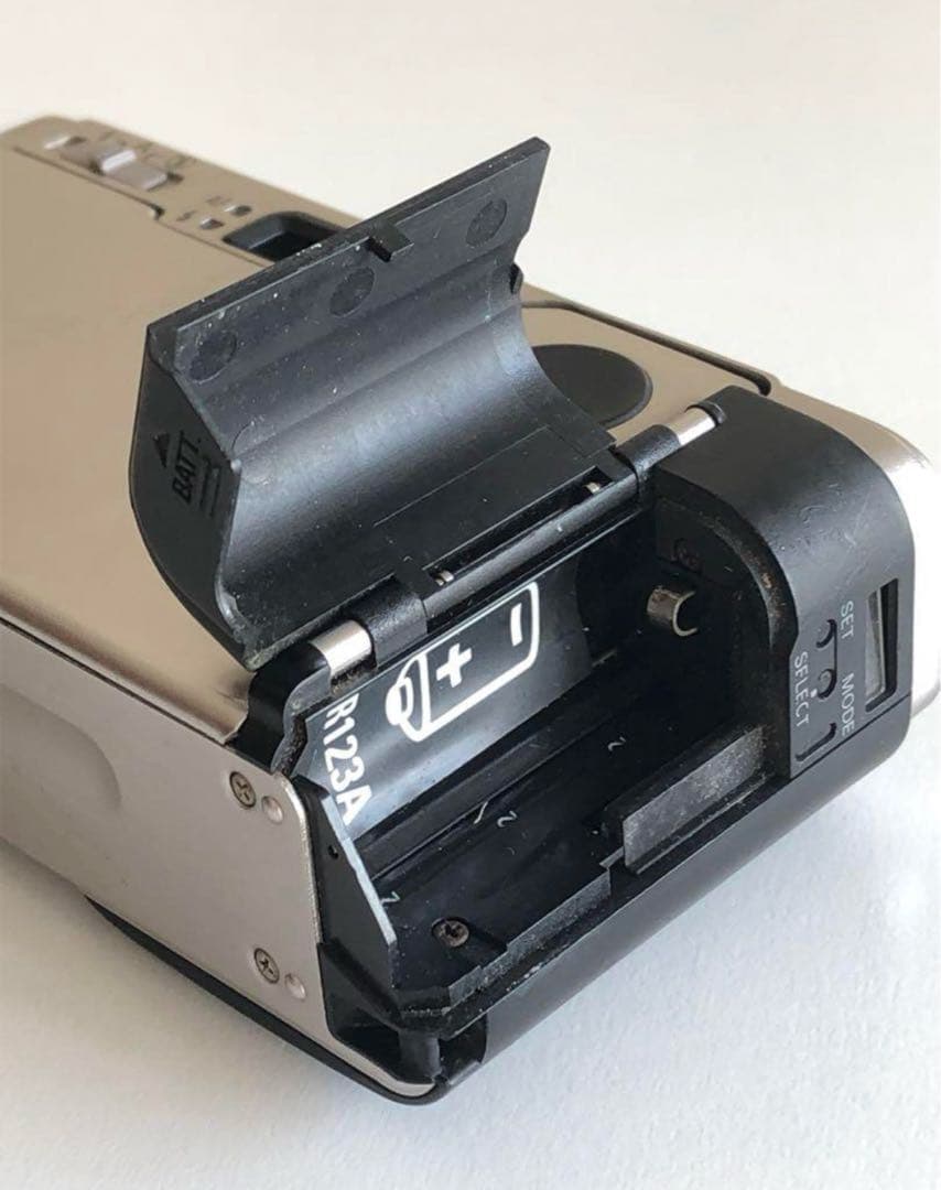 RICOH GR10 コンパクトフィルムカメラ