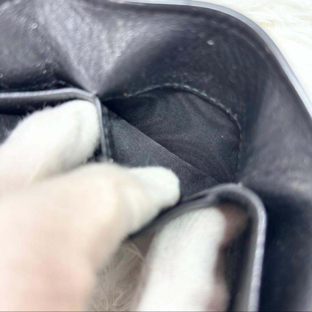 ✨付属品完備✨ プラダ ヴィッテロダイノ シボ 革 レター型 三つ折り財布 黒