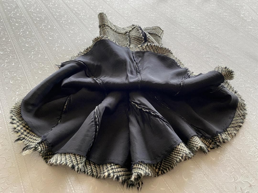 tricot COMME des GARCONS　斜めハギマーメイド　可愛い♪♪