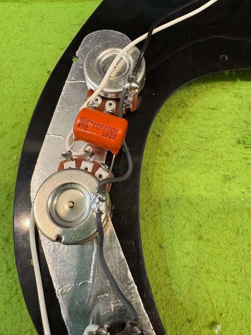 プレシジョンベース　マルチレイヤーカラー　ラッカーフィニッシュ