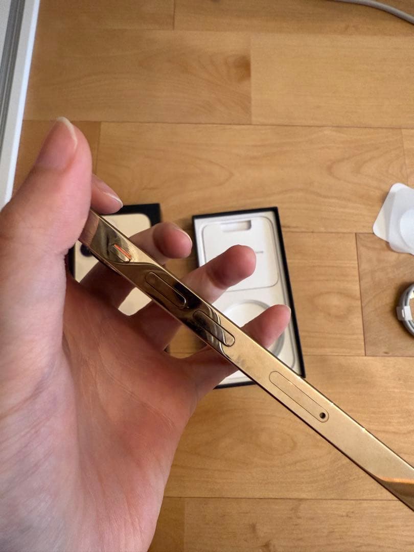 携帯電話本体 Apple iPhone 13 Pro gold 82% 128GB