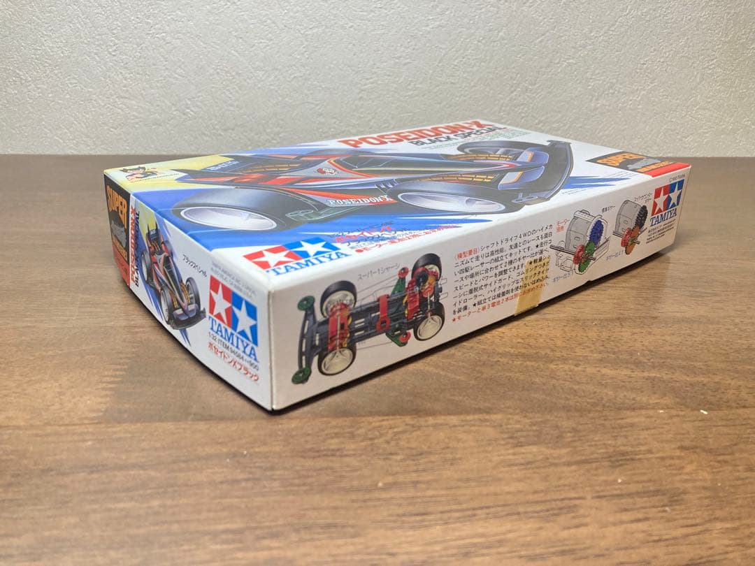 ポセイドンXブラックスペシャル　未組立　美品