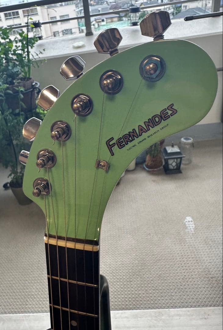 希少 Fernandes ZO-3(ぞーさん)スピーカー内臓エレキギター 完動品