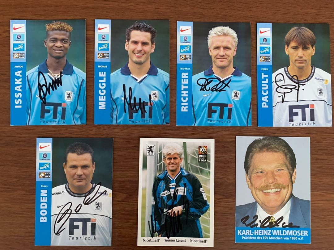 1860ミュンヘン'00-'01選手監督会長直筆サイン入りカード31枚&ポスター