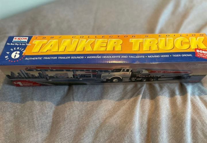 EXXON エクソン 大型タンクロリー　非売品　1997年製　未使用品　箱付き