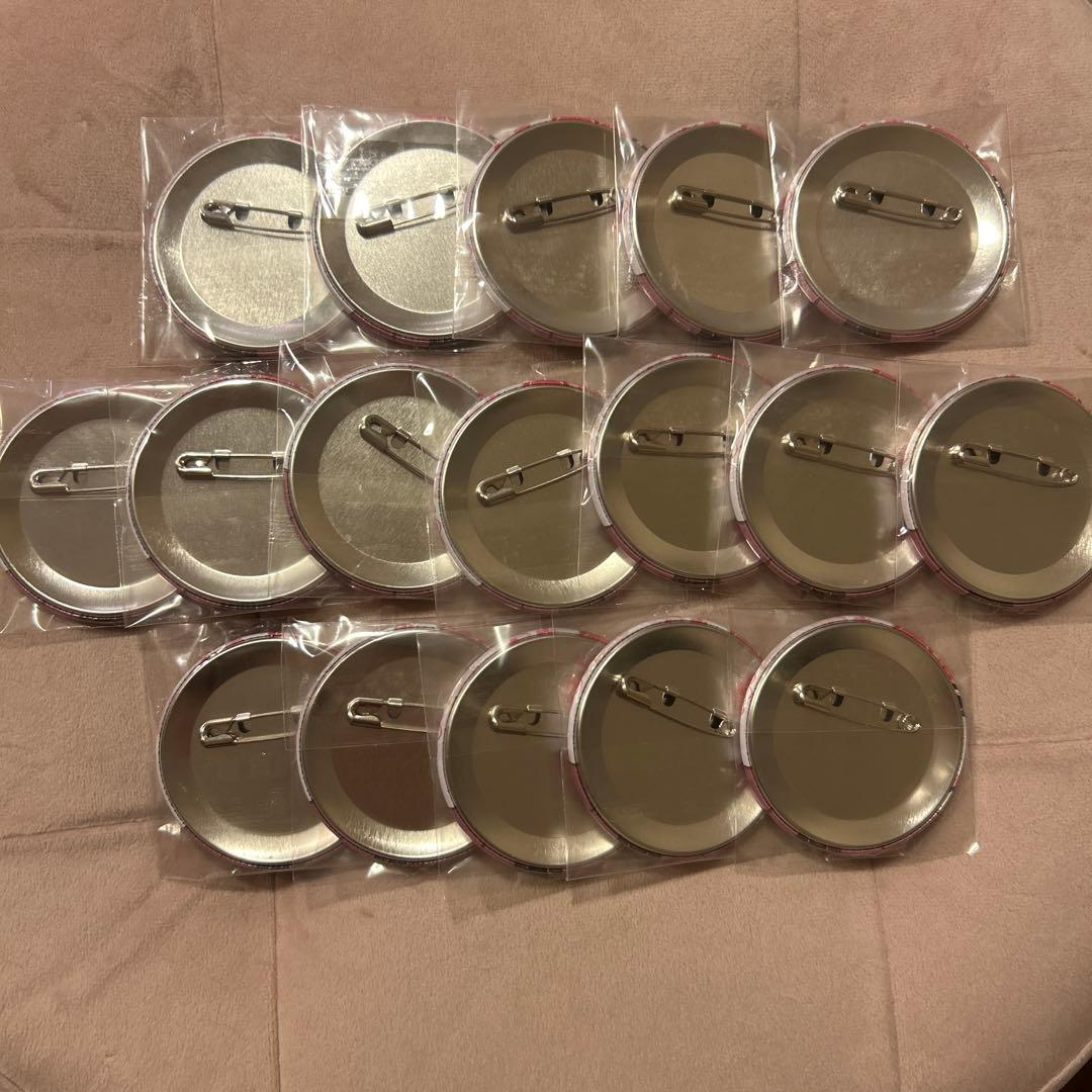 しーずんず はるる 缶バッジとポストカードセット