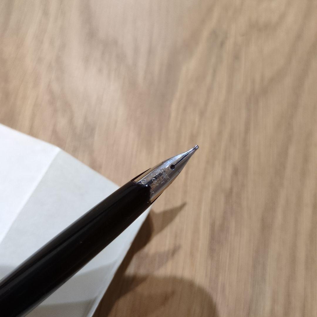 GW値下げ【廃盤品/希少】 パイロット 万年筆 エリートペン先14K-585